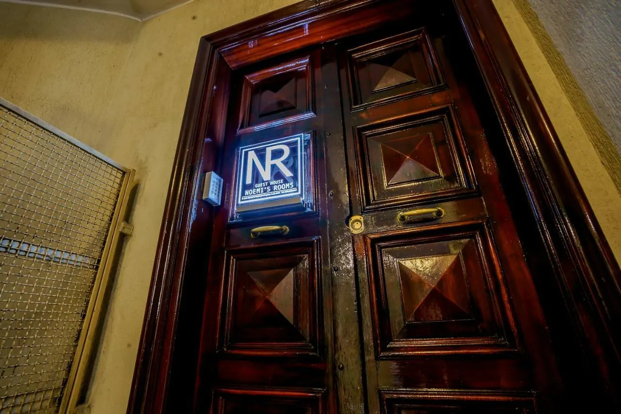 Noemi'S Rooms Guest House Rome Italy